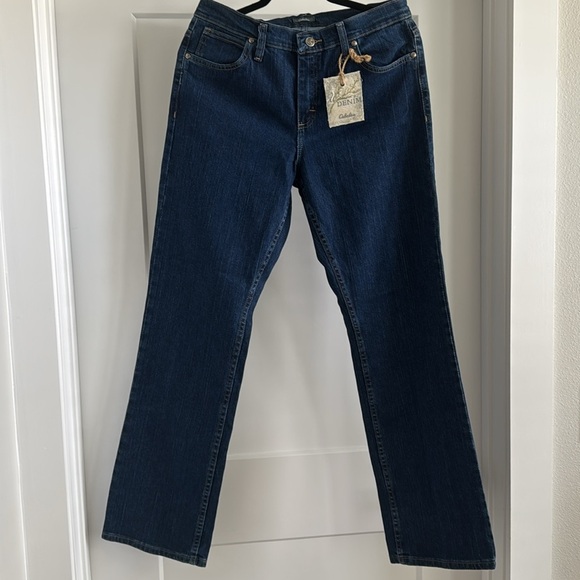 Cabela's Women's Classic Blue Jeans Size 8 - Straight Leg - New with Tags - Picture 6 of 9